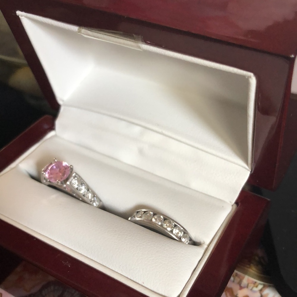Platinum and Diamond wedding ring setting semi-mount - Picture 13 of 16